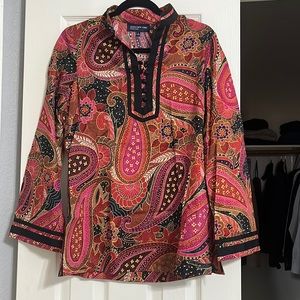 Beautiful tunic no tags never used very new